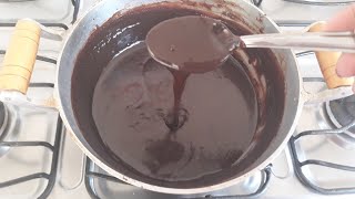 Cobertura de chocolate com leite condensado pra bolos [upl. by Ahswat]