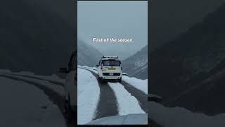 GURUDONGMAR LAKE  NORTH SIKKIM  ROAD TRIP  SNOW COVERED ROADS  TRAVELLING WHATSAPP STATUS [upl. by Albina]